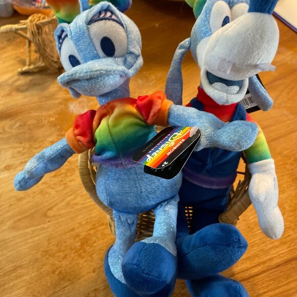 Disney World  NEW with Tags Rainbow Collection Set  Daisy Duck Goofy - Picture 1 of 12